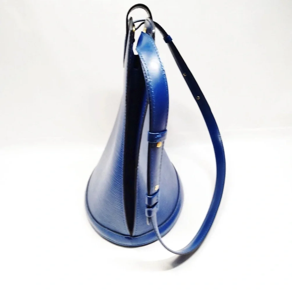 Louis Vuitton Cluny Epi Blue Shoulder Bag